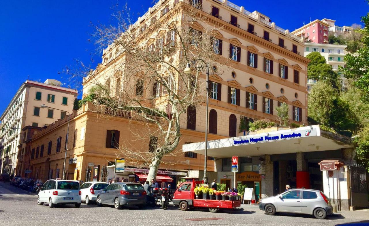 Da Polly a Piazza Amedeo Panzió Nápoly Kültér fotó